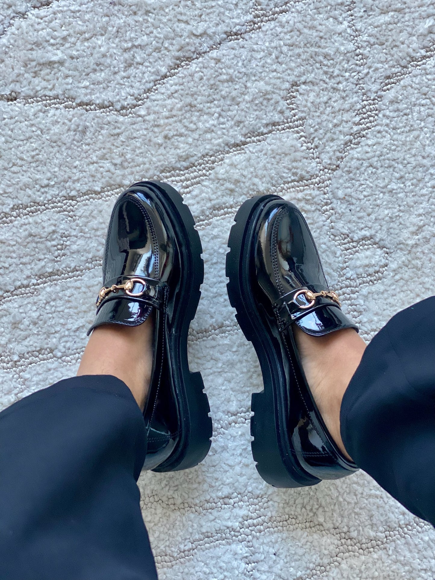 GONEA CUIR VERNIS