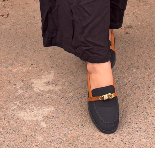 Amorette : Mocassin femme daim noir