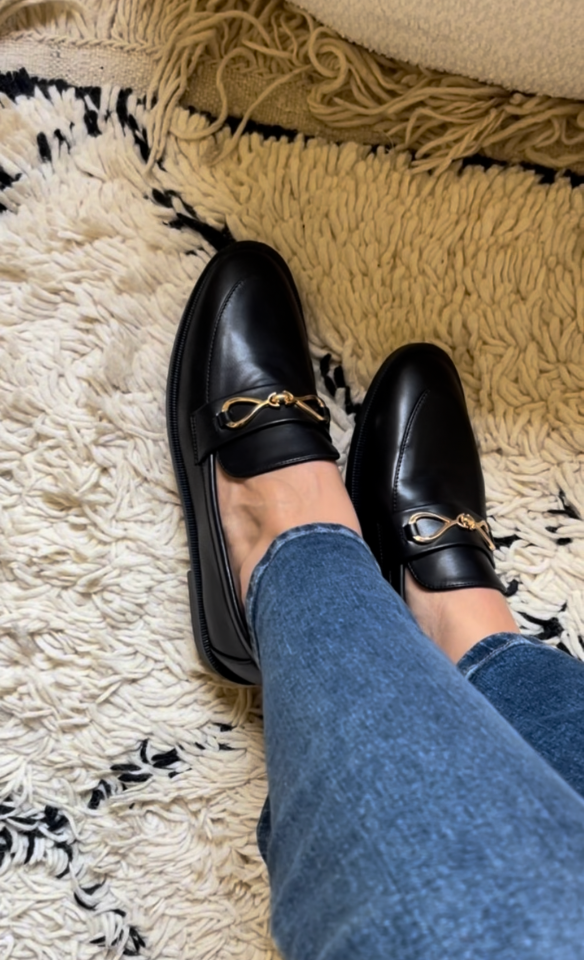 GONEA CUIR NOIR SIMPLE