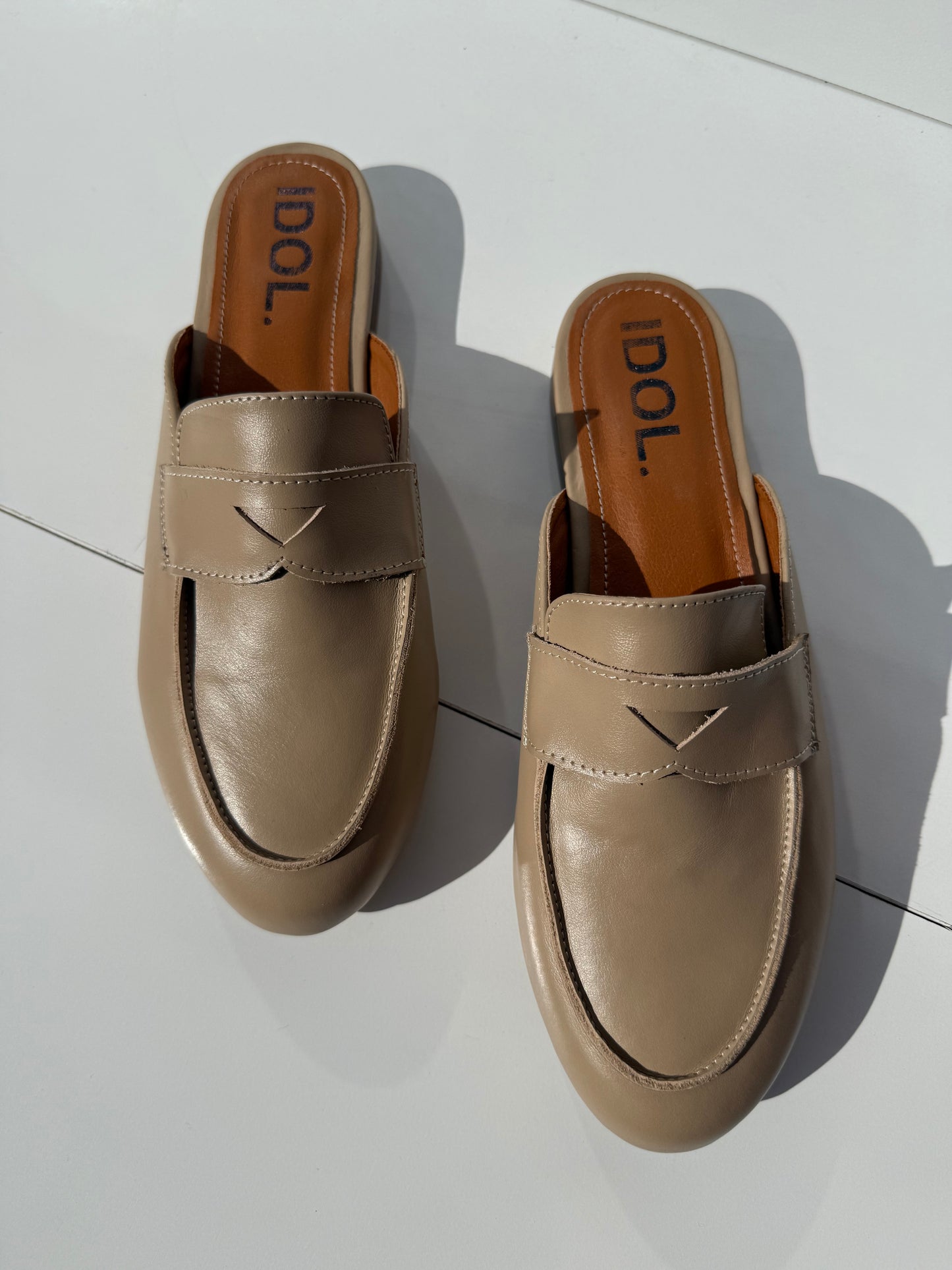 Camilla : Mules femme cuir