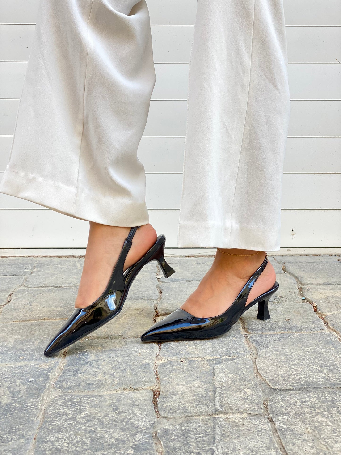 Amelia : Escarpin Femmes Blanc et Noir