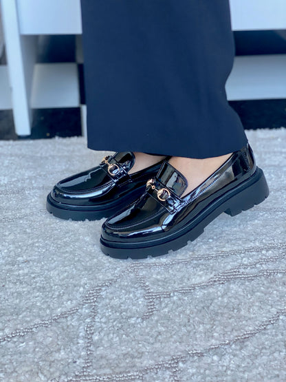 GONEA CUIR VERNIS