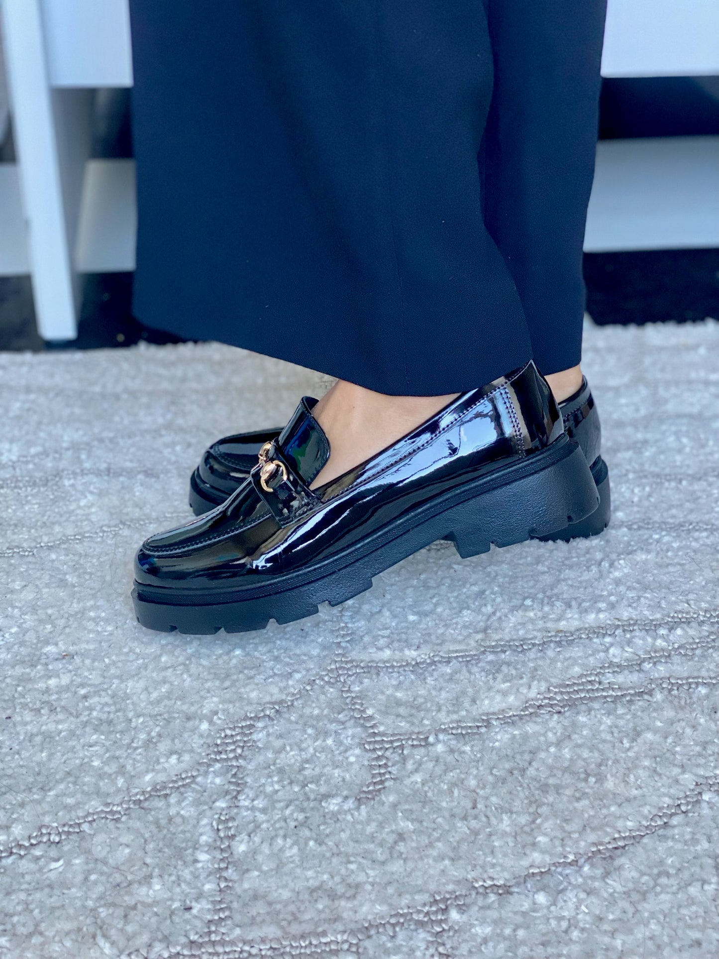 GONEA CUIR VERNIS
