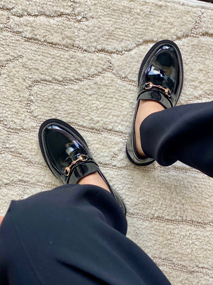 GONEA CUIR VERNIS