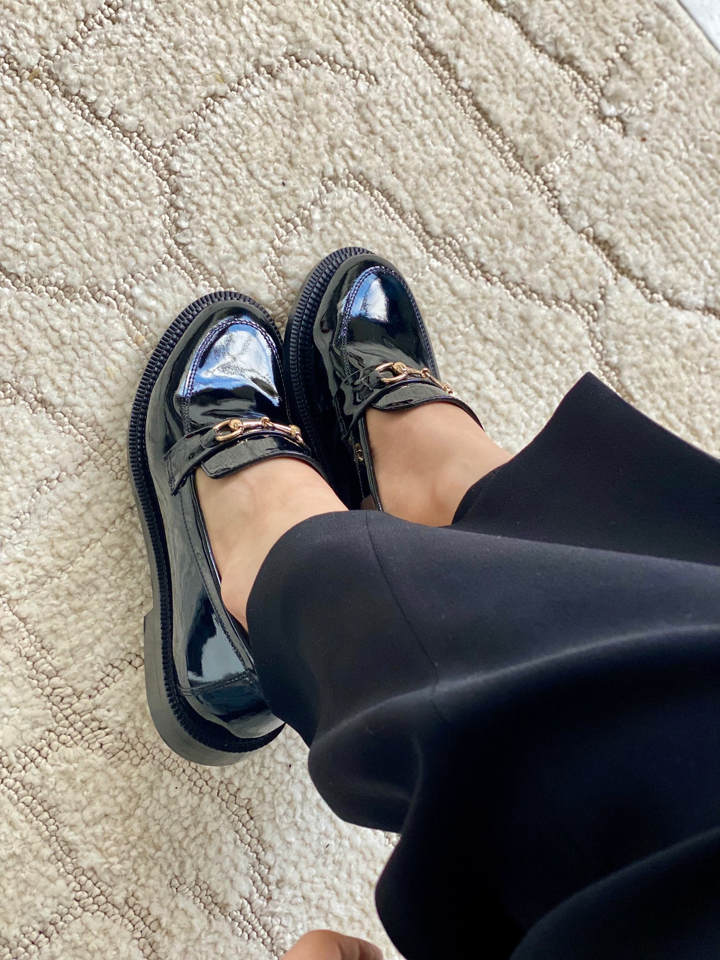 GONEA CUIR VERNIS